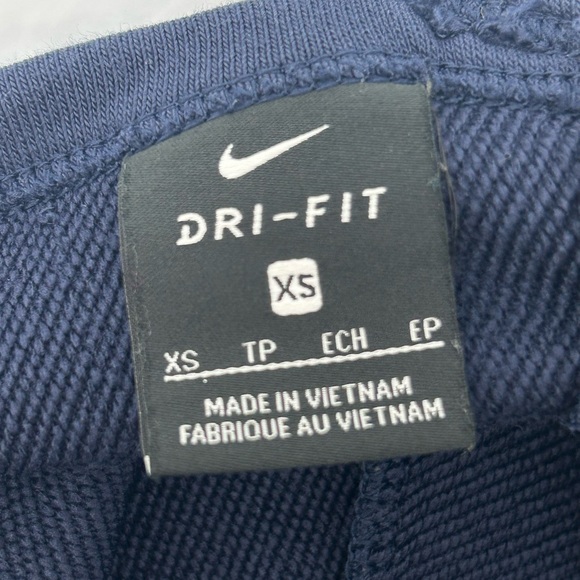 NIKE Dri-Fit Crewneck Sweatshirt - Picture 5 of 6